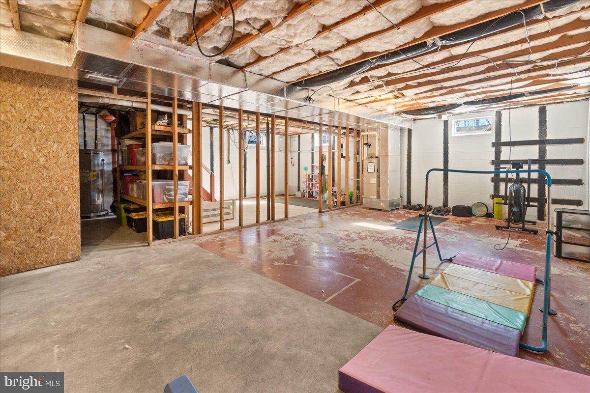 240 Forrest Dr