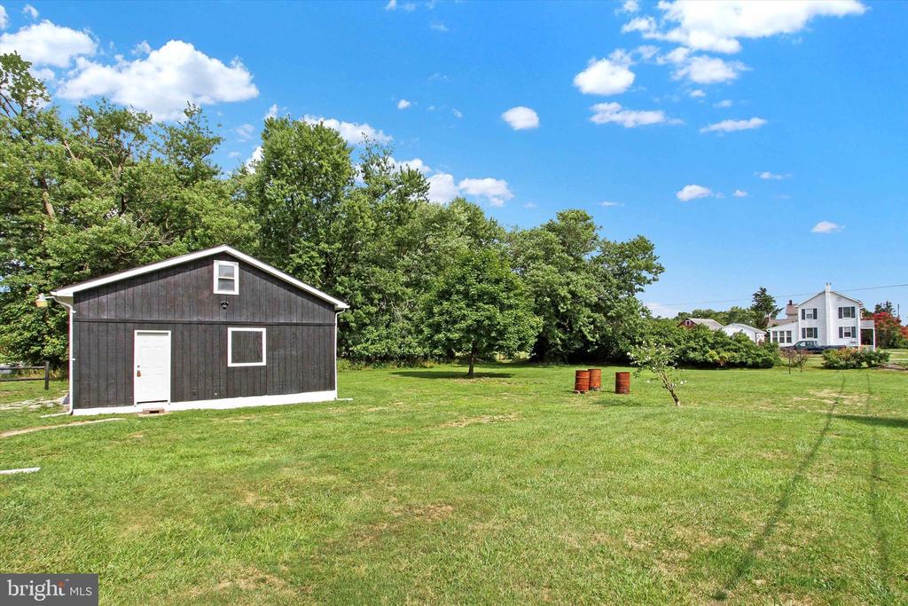 744 White Hall Rd