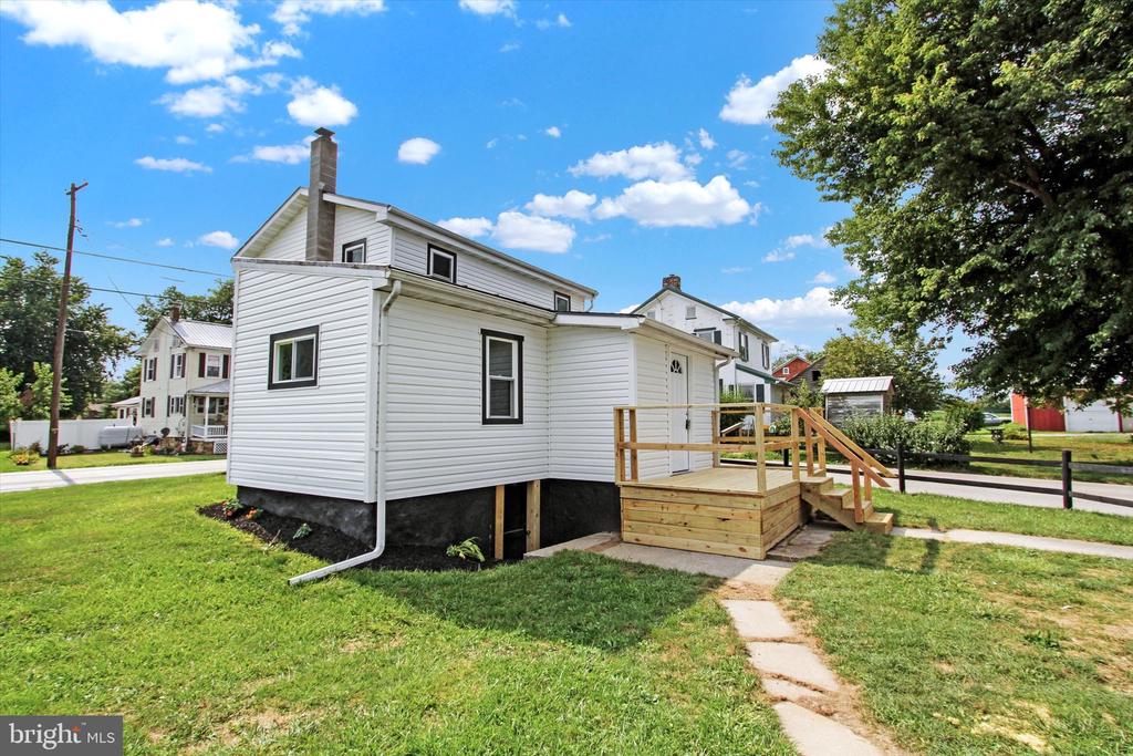 744 White Hall Rd