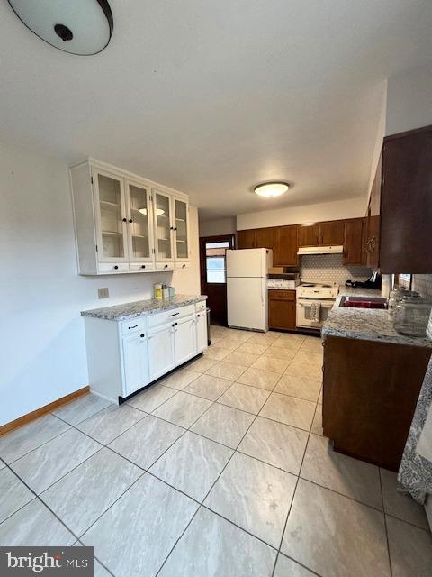 257 BARLOW RD