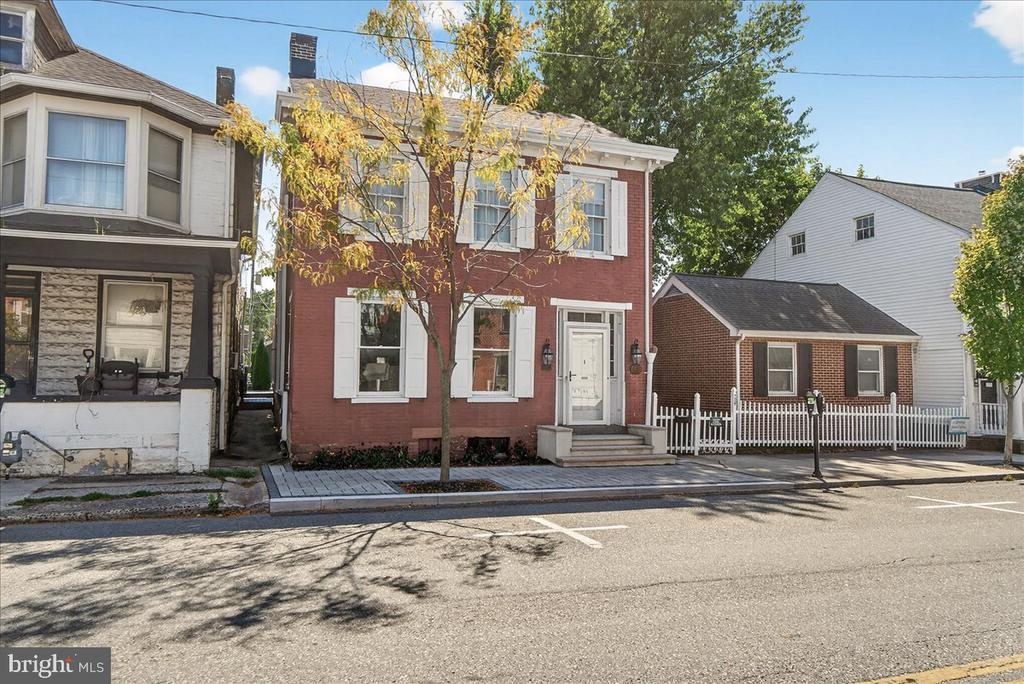 141 YORK STREET