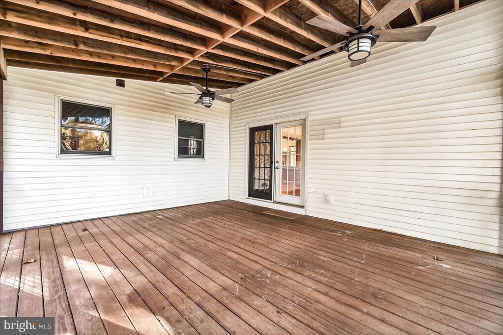 19 WHITE PINE DRIVE