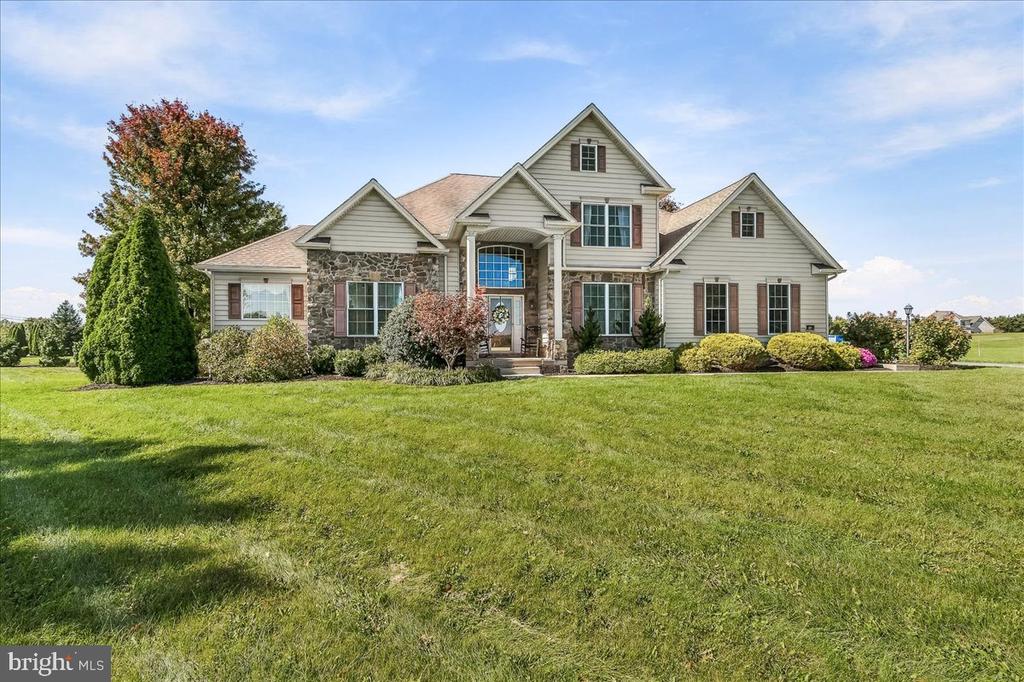 24 Tyoaka Drive Littlestown PA