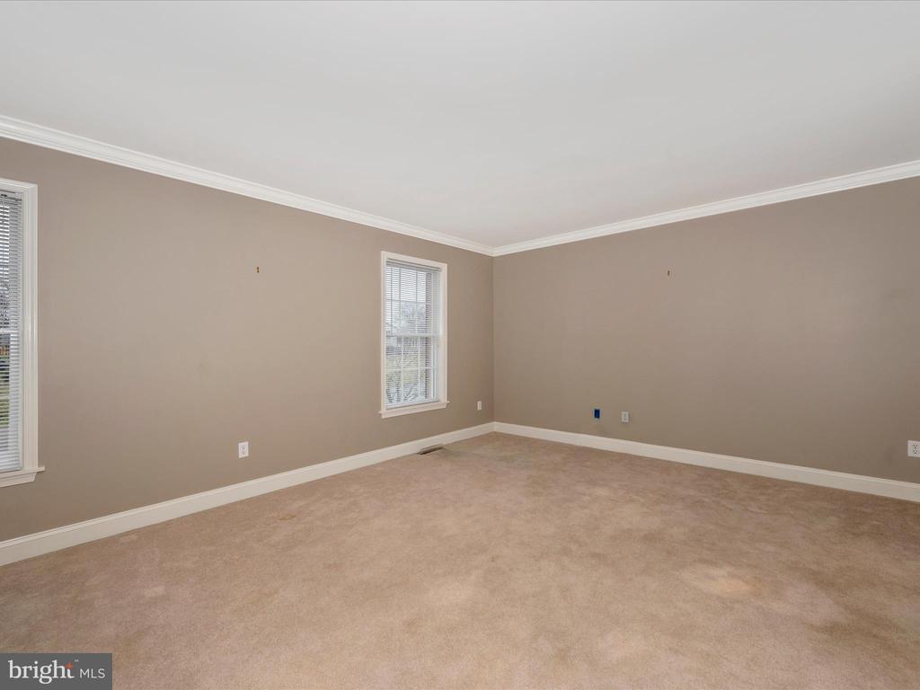 2205 Pikeside Dr