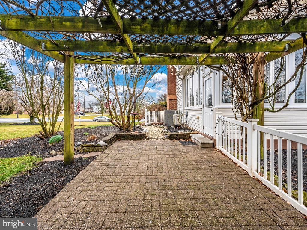 2205 Pikeside Dr