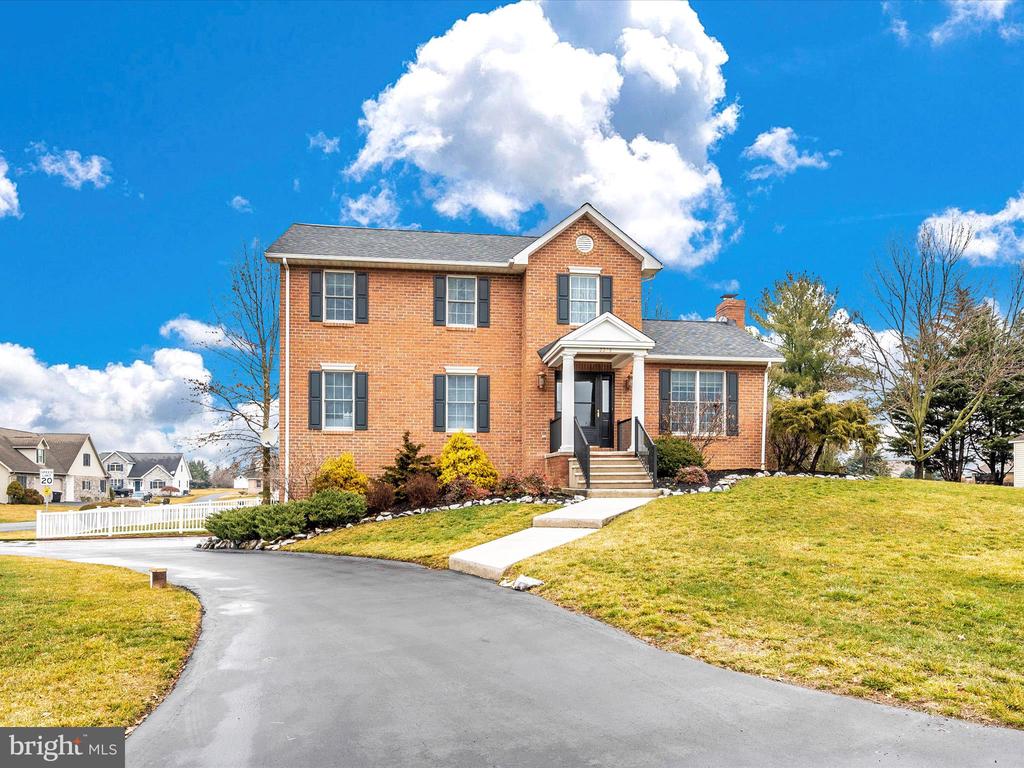 2205 Pikeside Dr