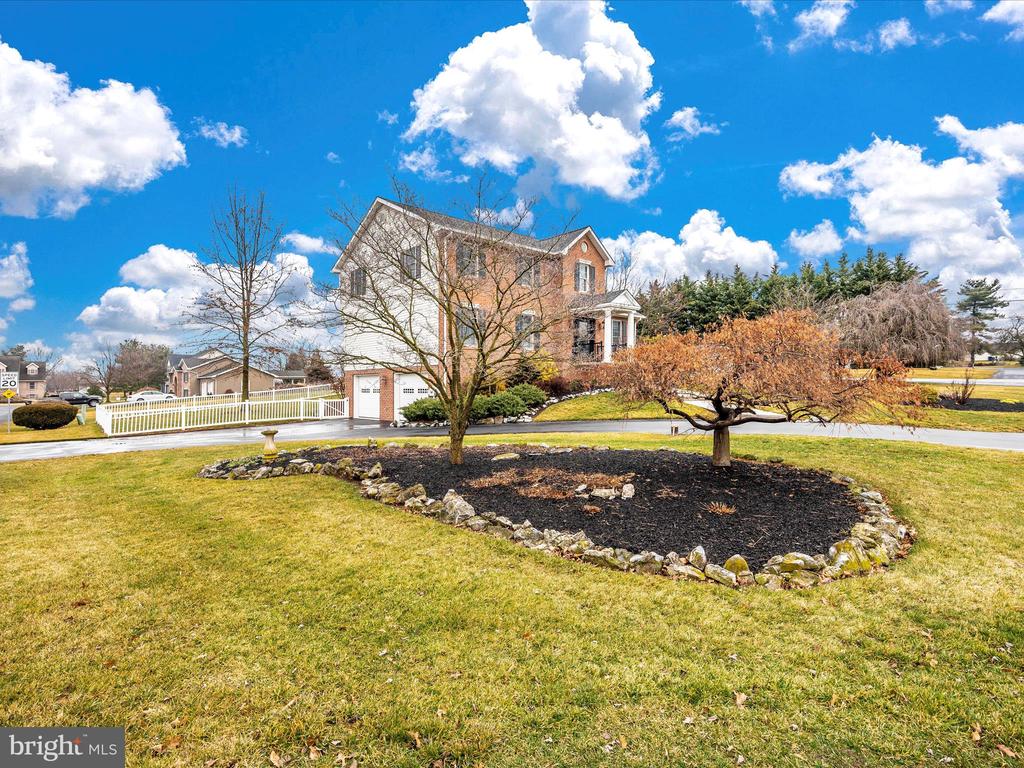 2205 Pikeside Dr