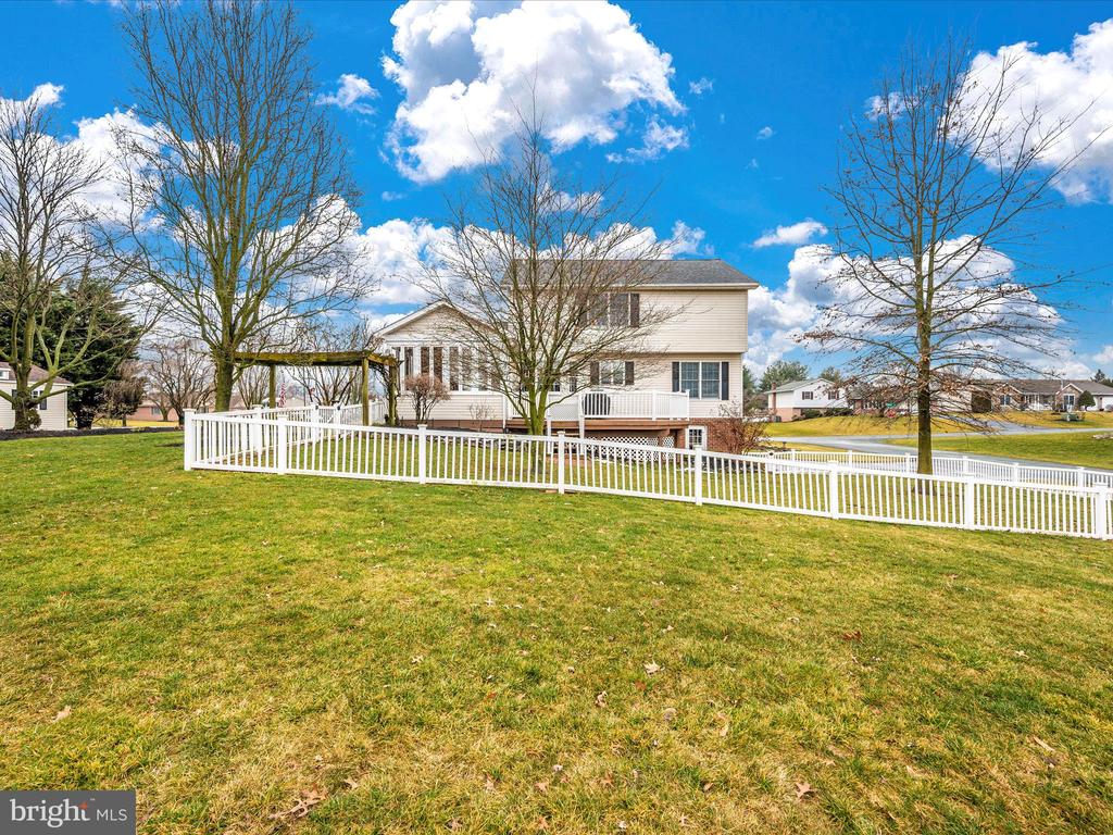 2205 Pikeside Dr