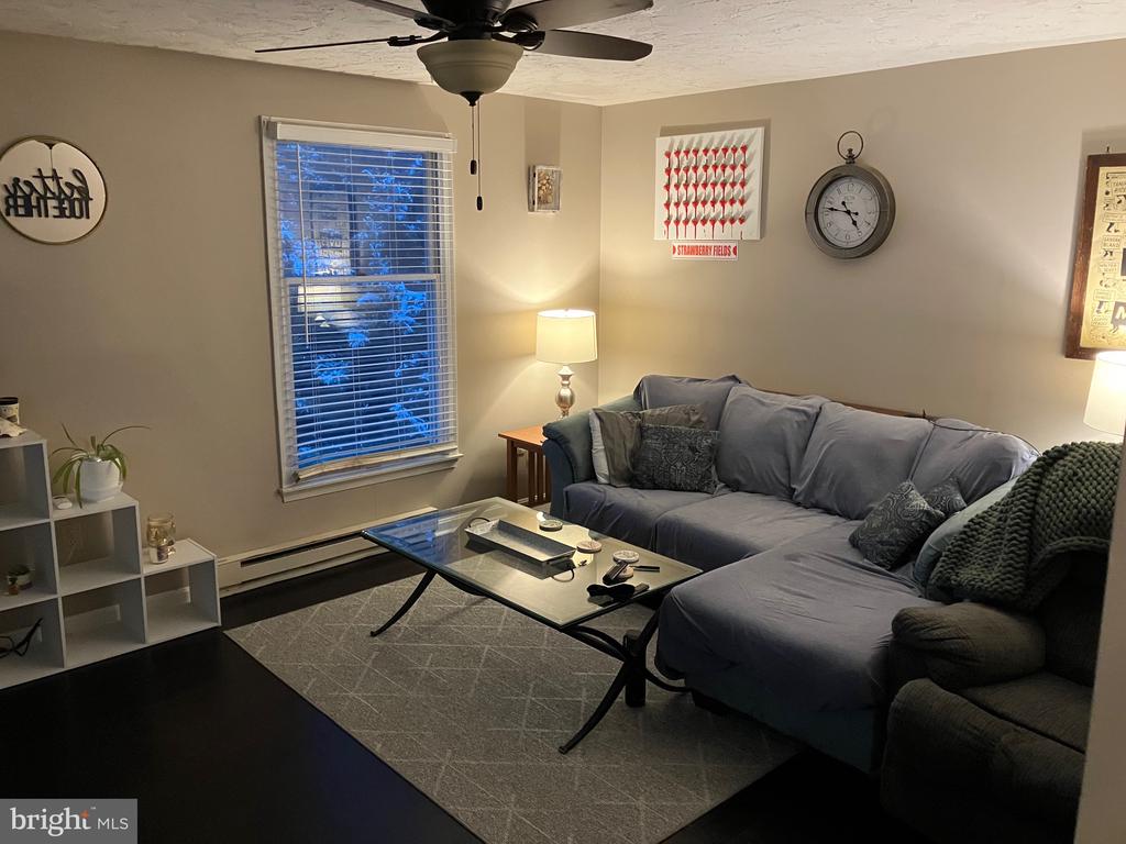 140 Meadowcreek Drive S #3