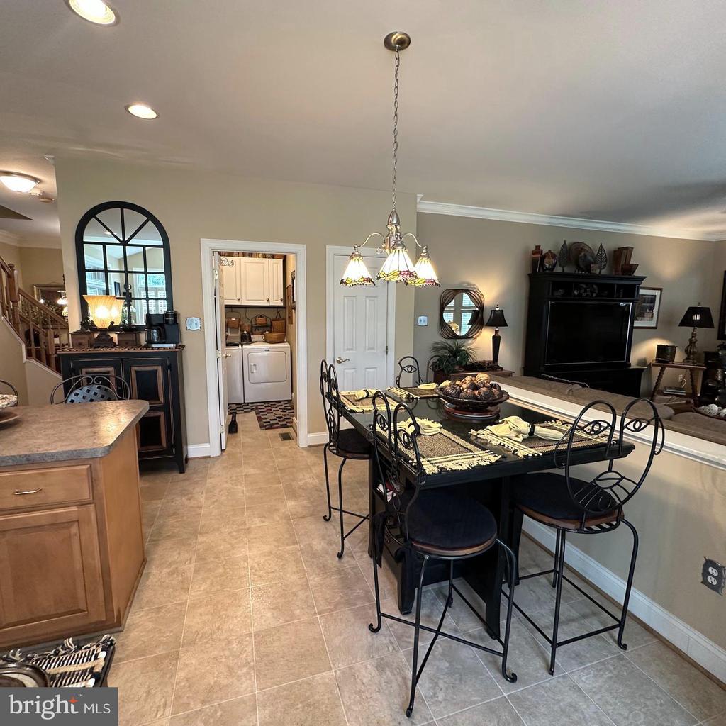 1736 CARRERA DRIVE