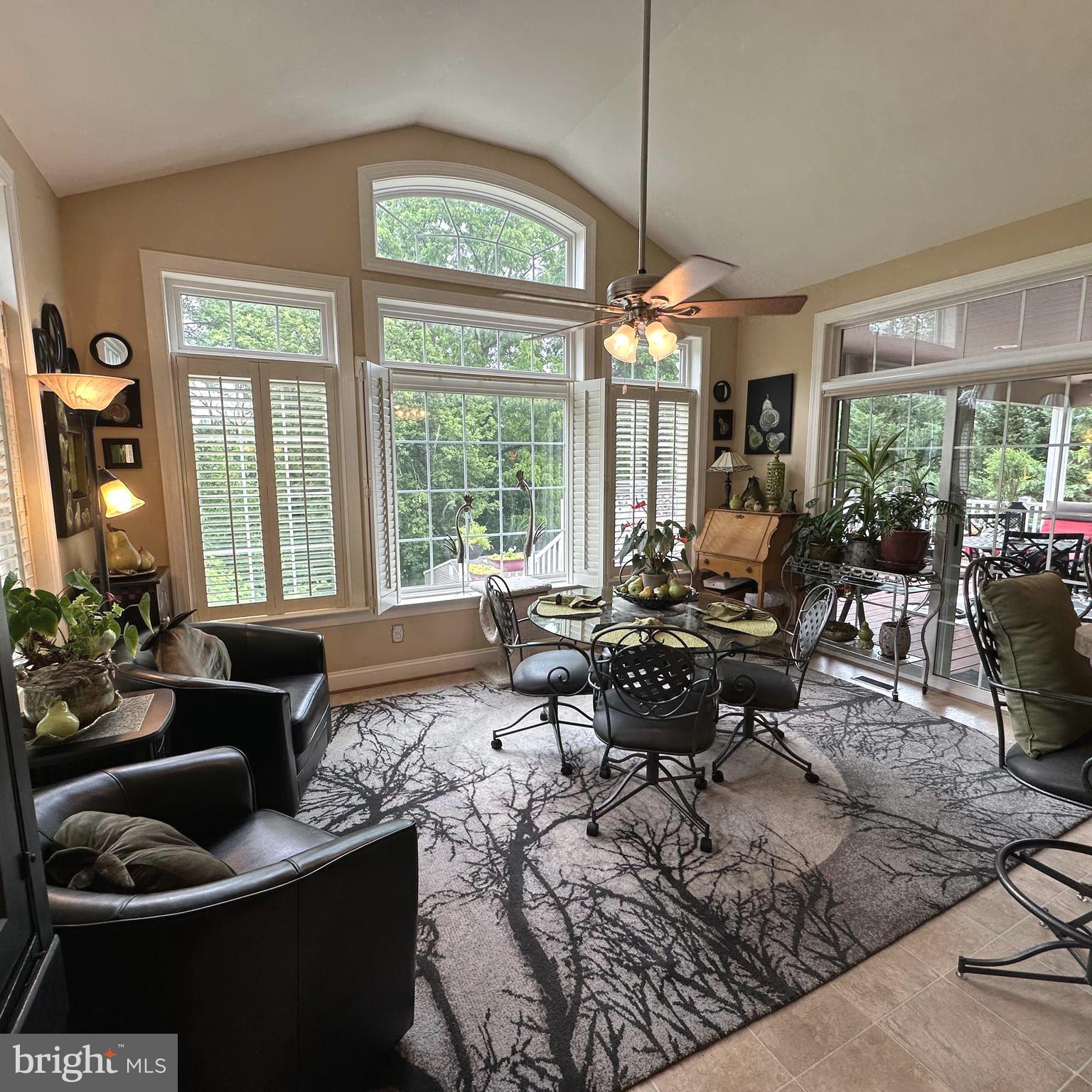 1736 CARRERA DRIVE