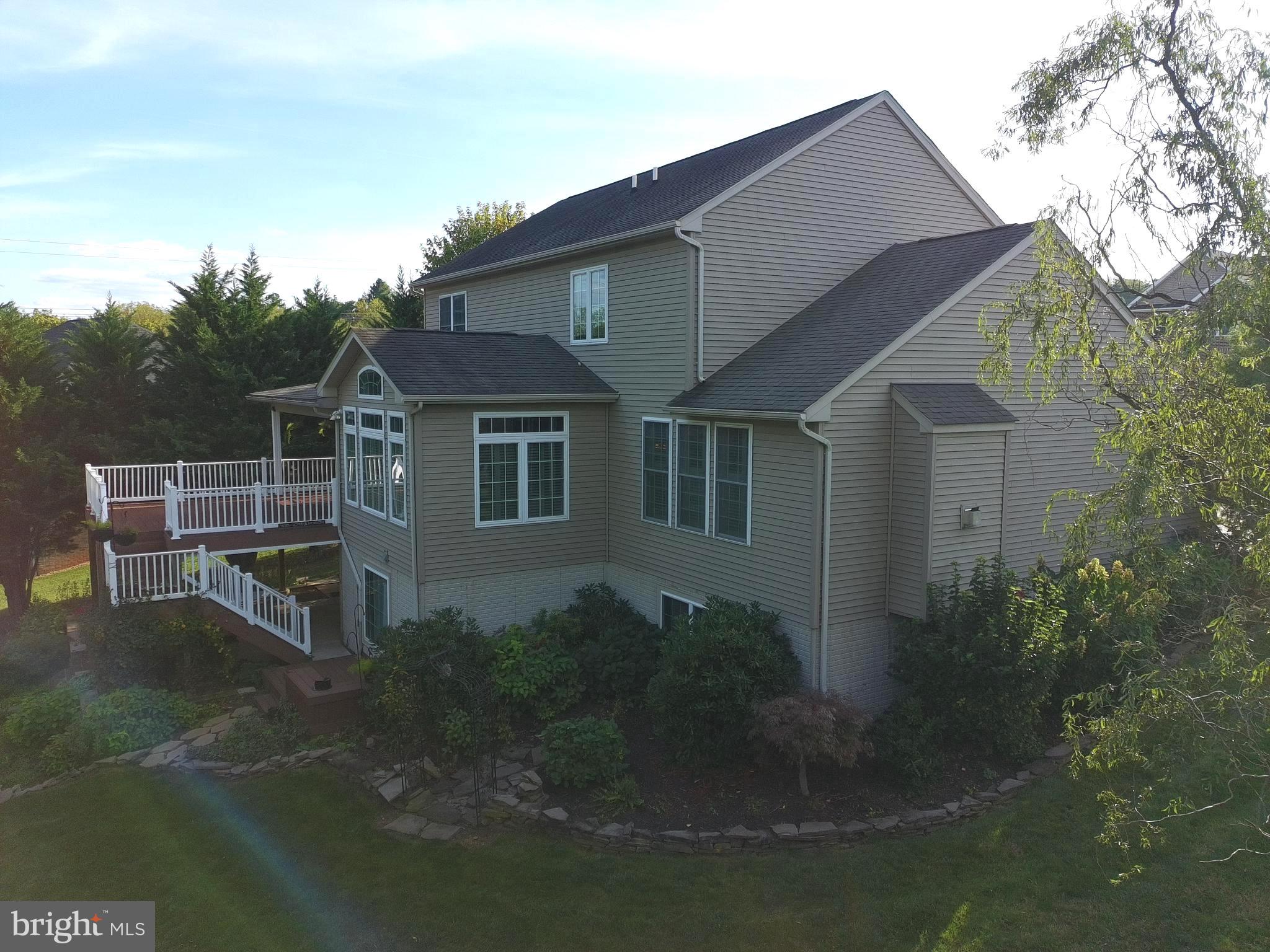 1736 CARRERA DRIVE