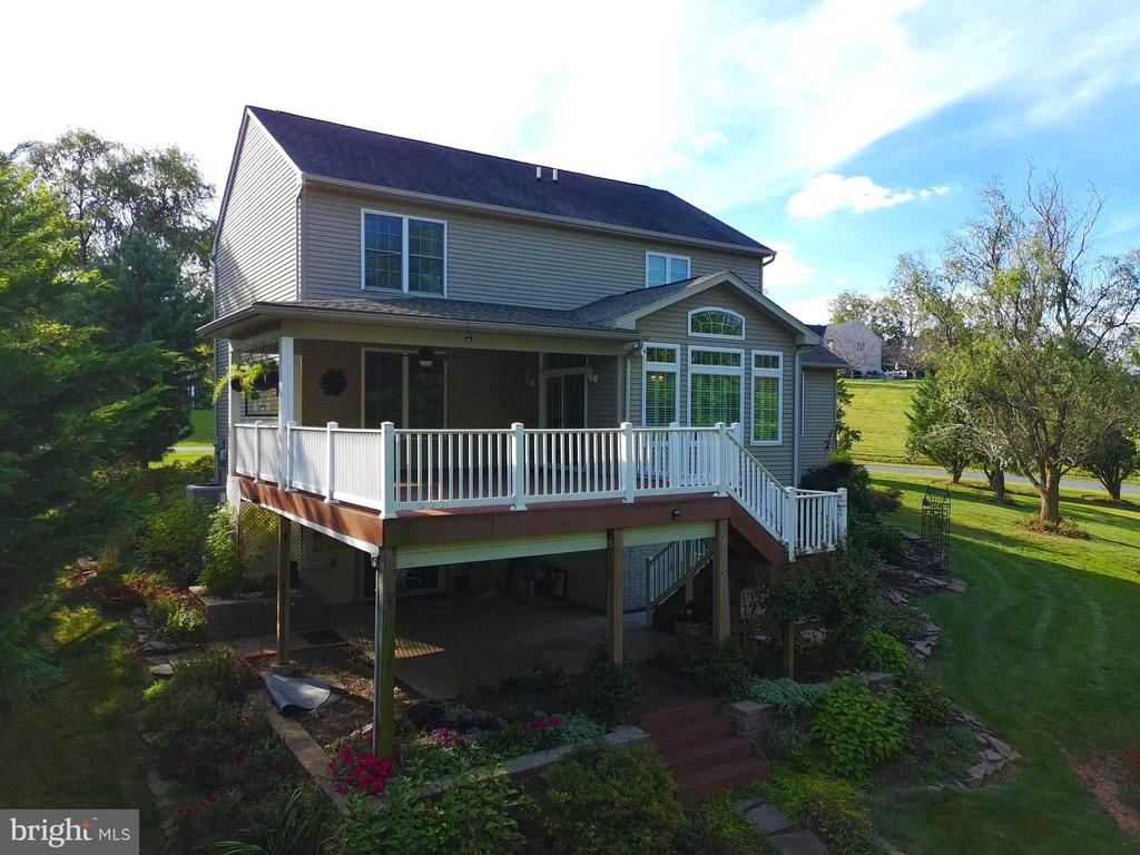 1736 CARRERA DRIVE