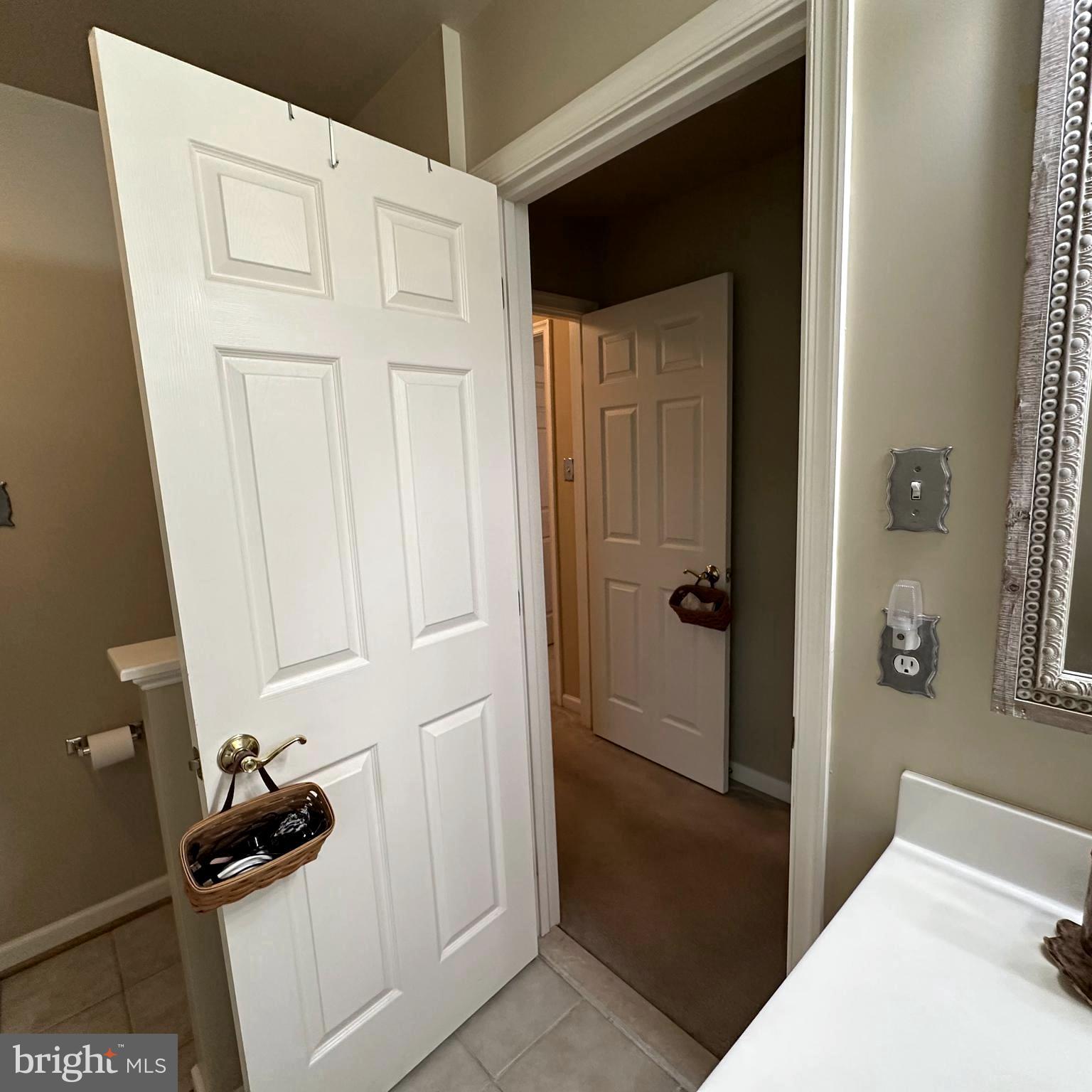 1736 CARRERA DRIVE