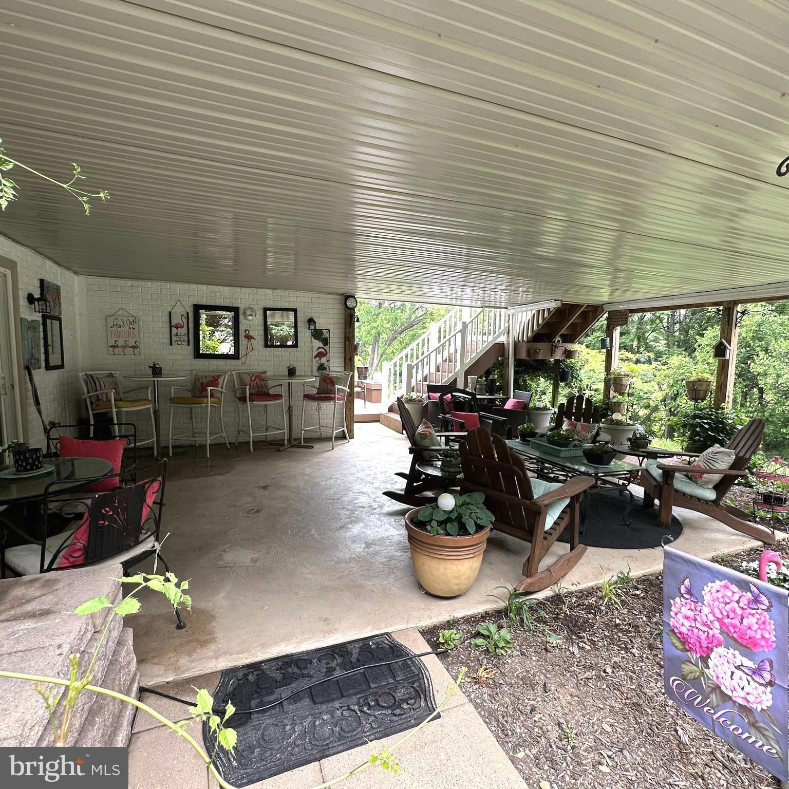 1736 CARRERA DRIVE