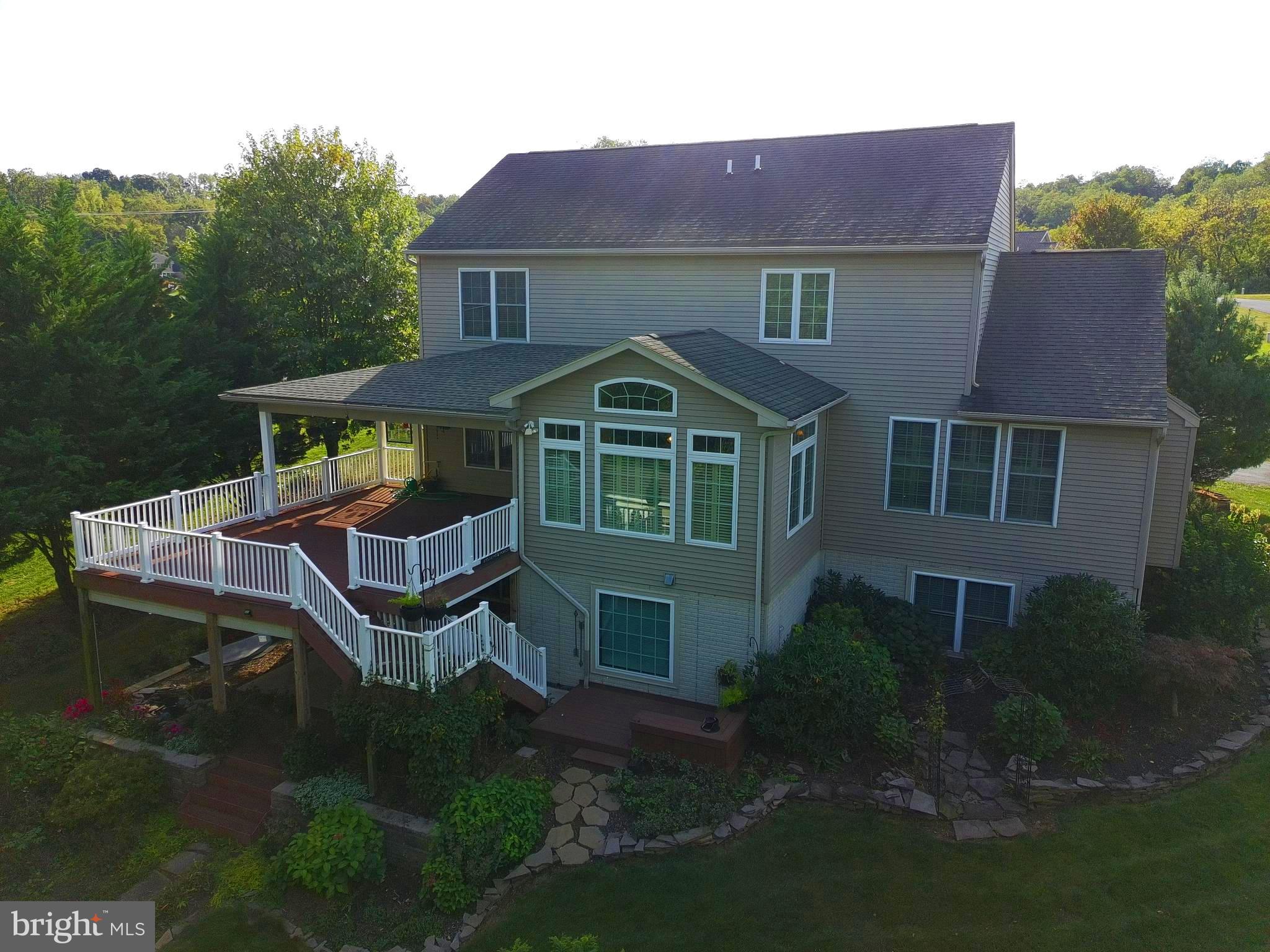 1736 CARRERA DRIVE