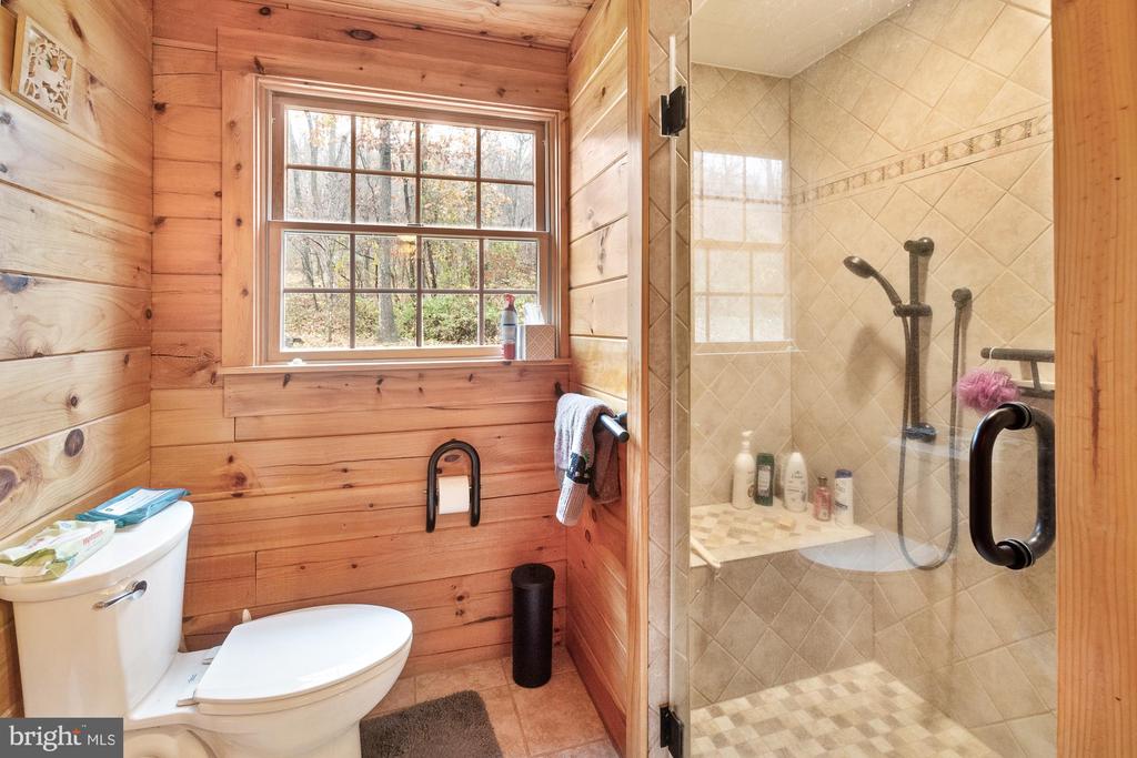 616 Mallard Run Ln