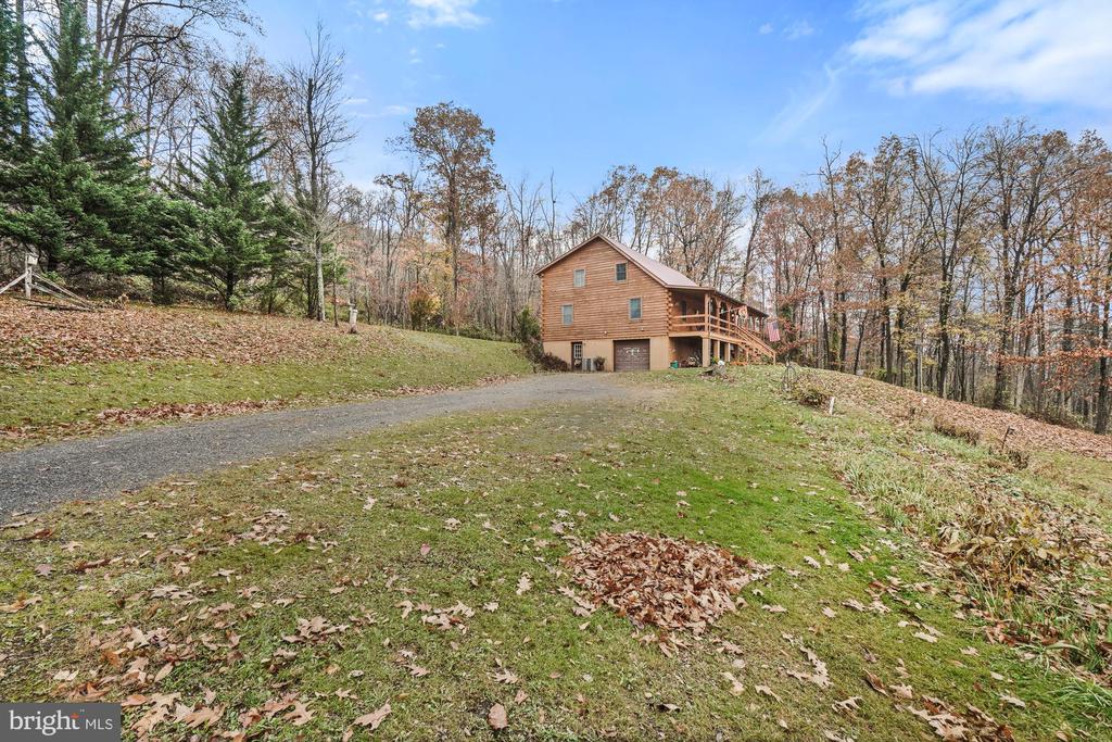616 Mallard Run Ln