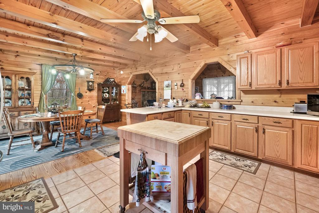 616 Mallard Run Ln