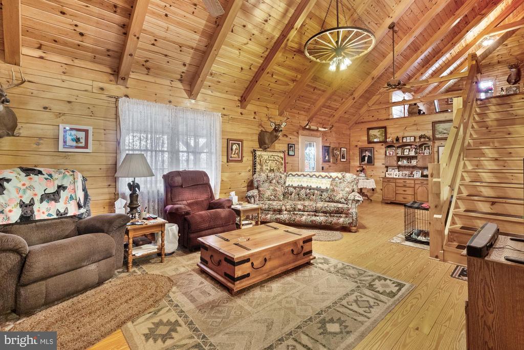 616 Mallard Run Ln