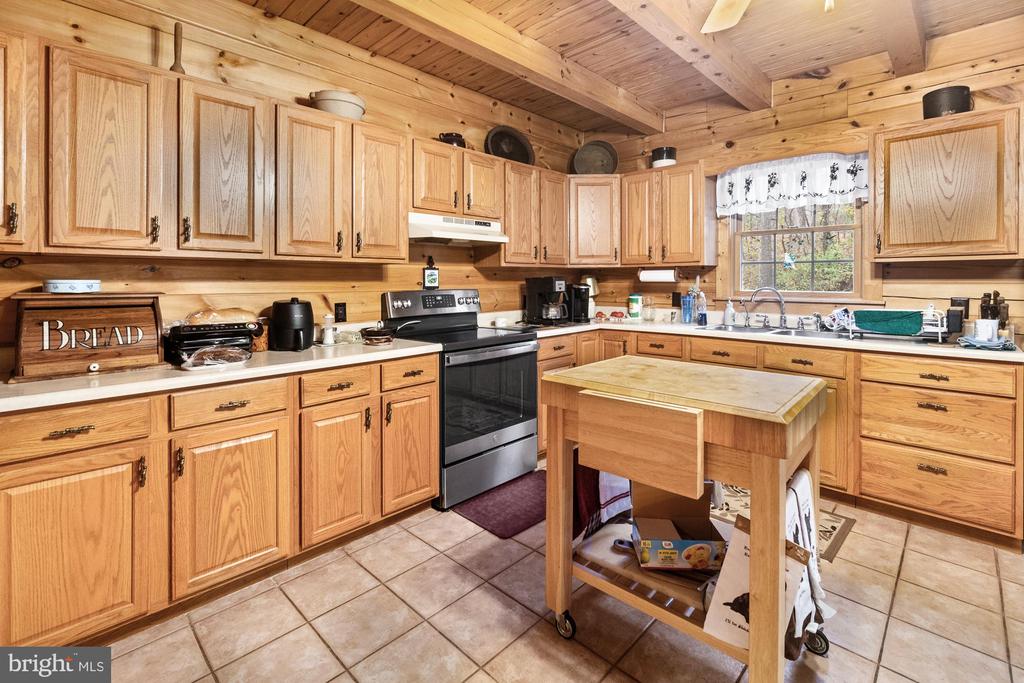616 Mallard Run Ln