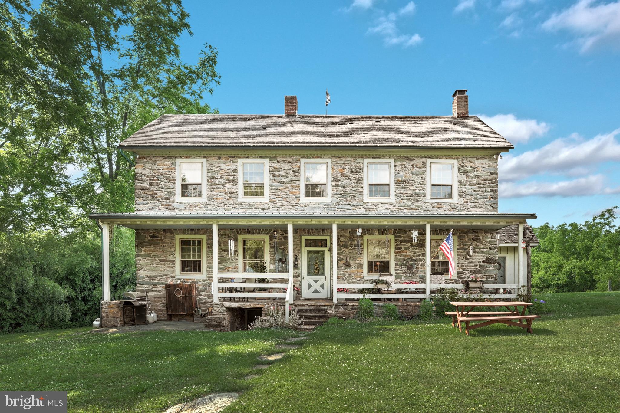 2224 Valley Rd