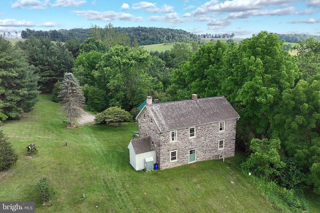 2224 Valley Rd
