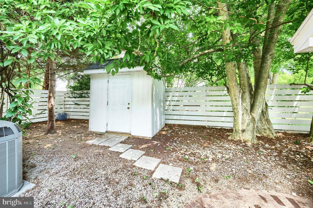 201 GRANT DRIVE