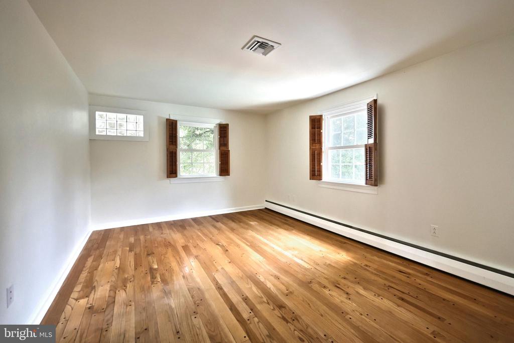 201 GRANT DRIVE