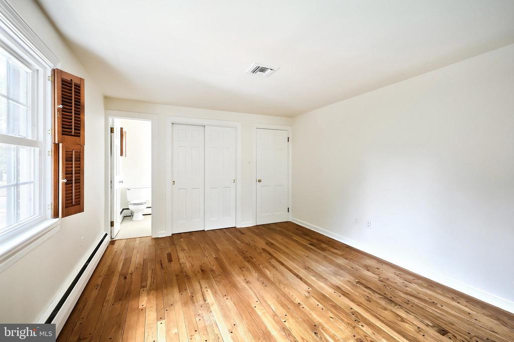 201 GRANT DRIVE