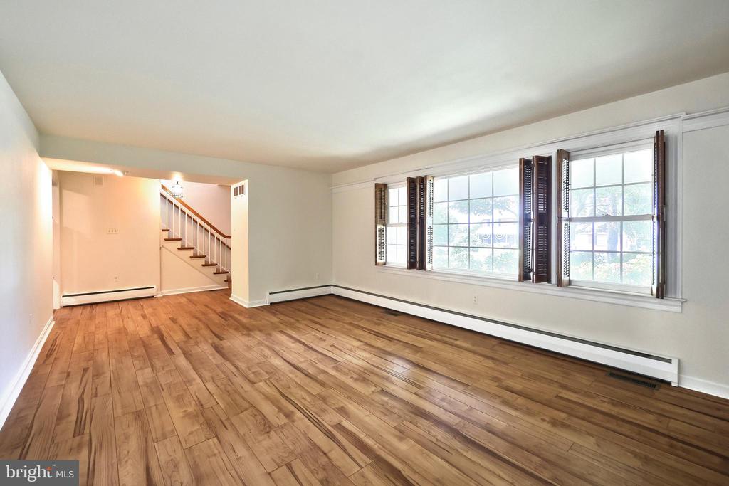 201 GRANT DRIVE