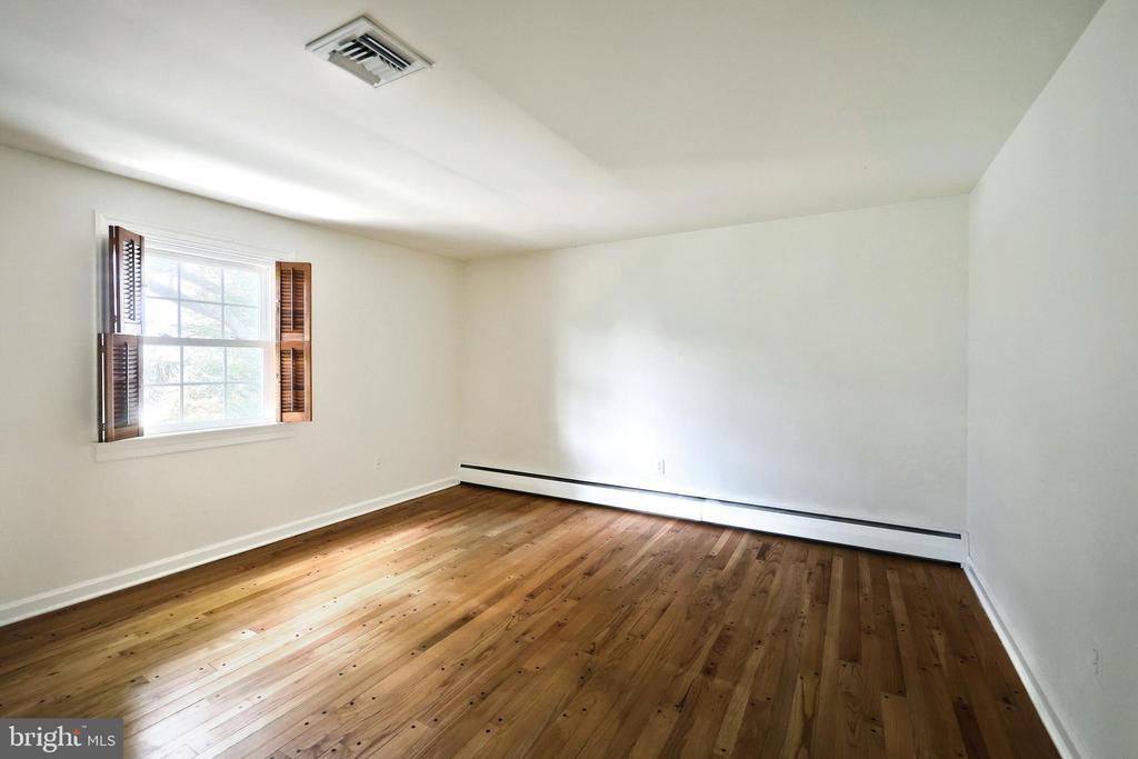 201 GRANT DRIVE