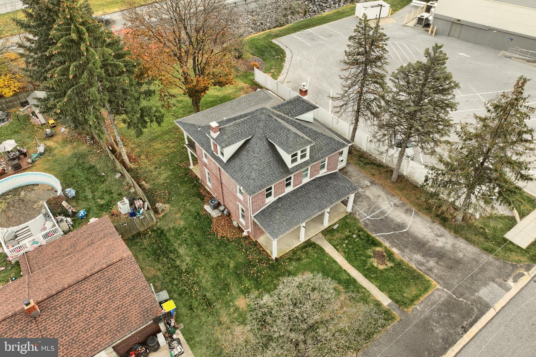 14 GATEWAY ROAD