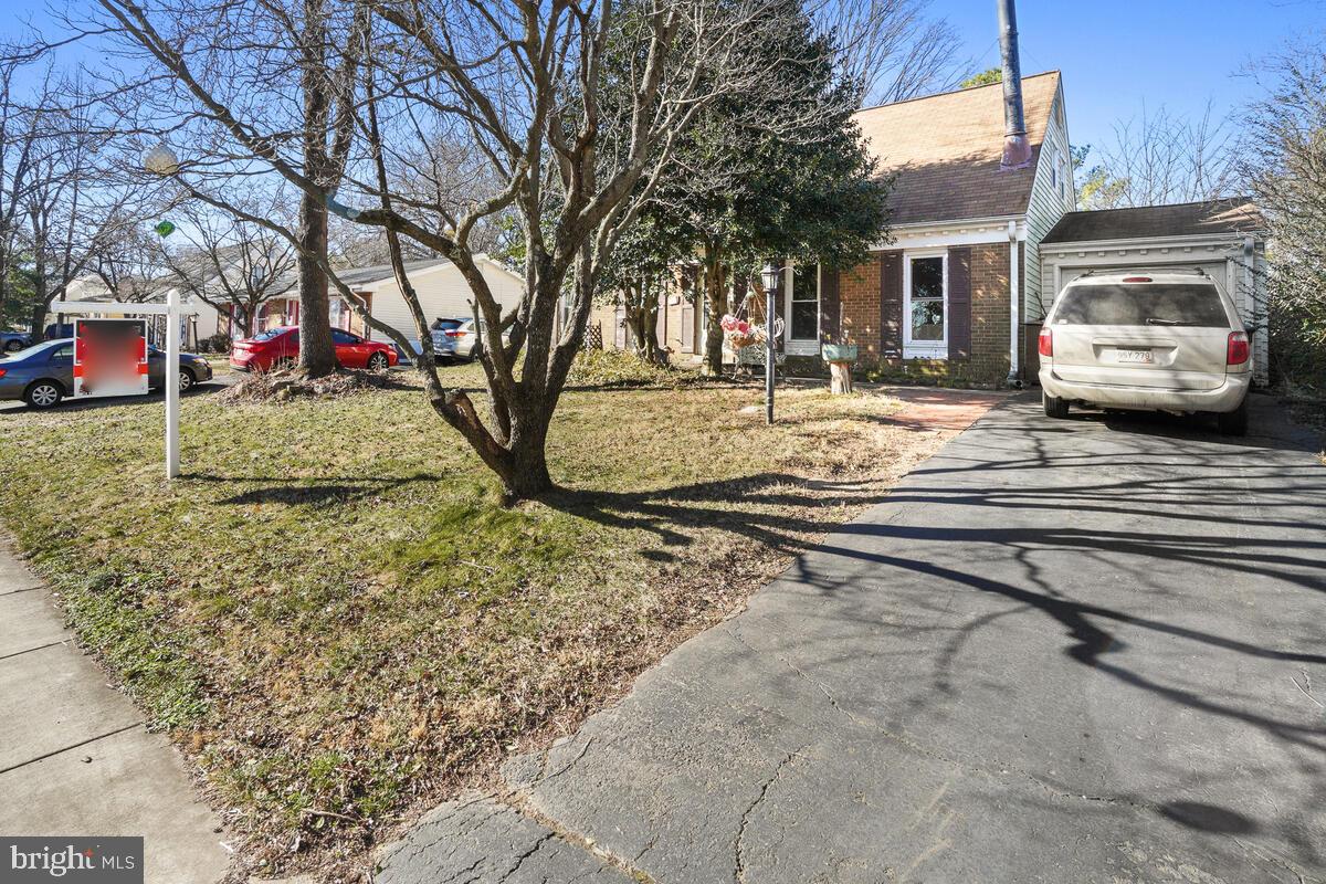 207 S Harrison Rd