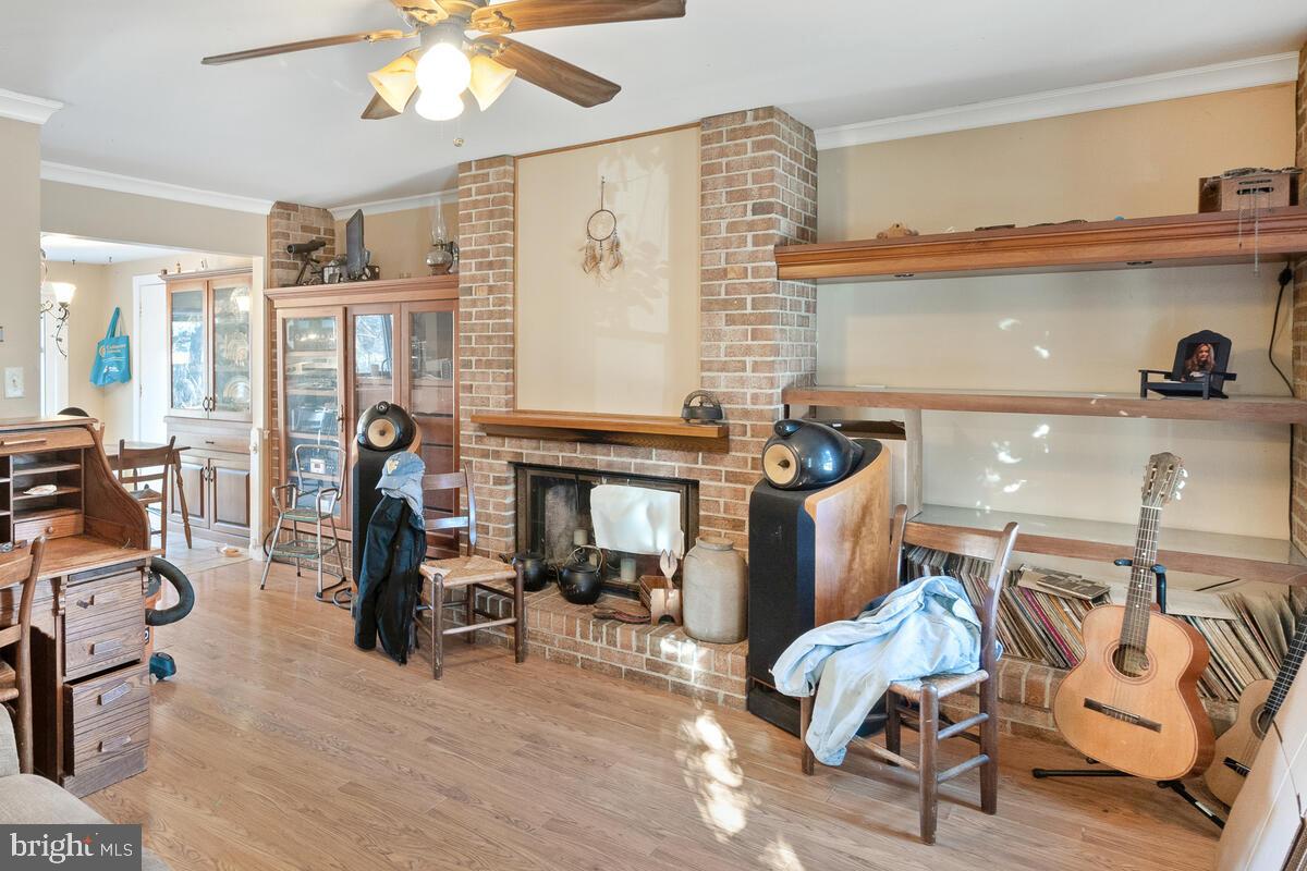 207 S Harrison Rd