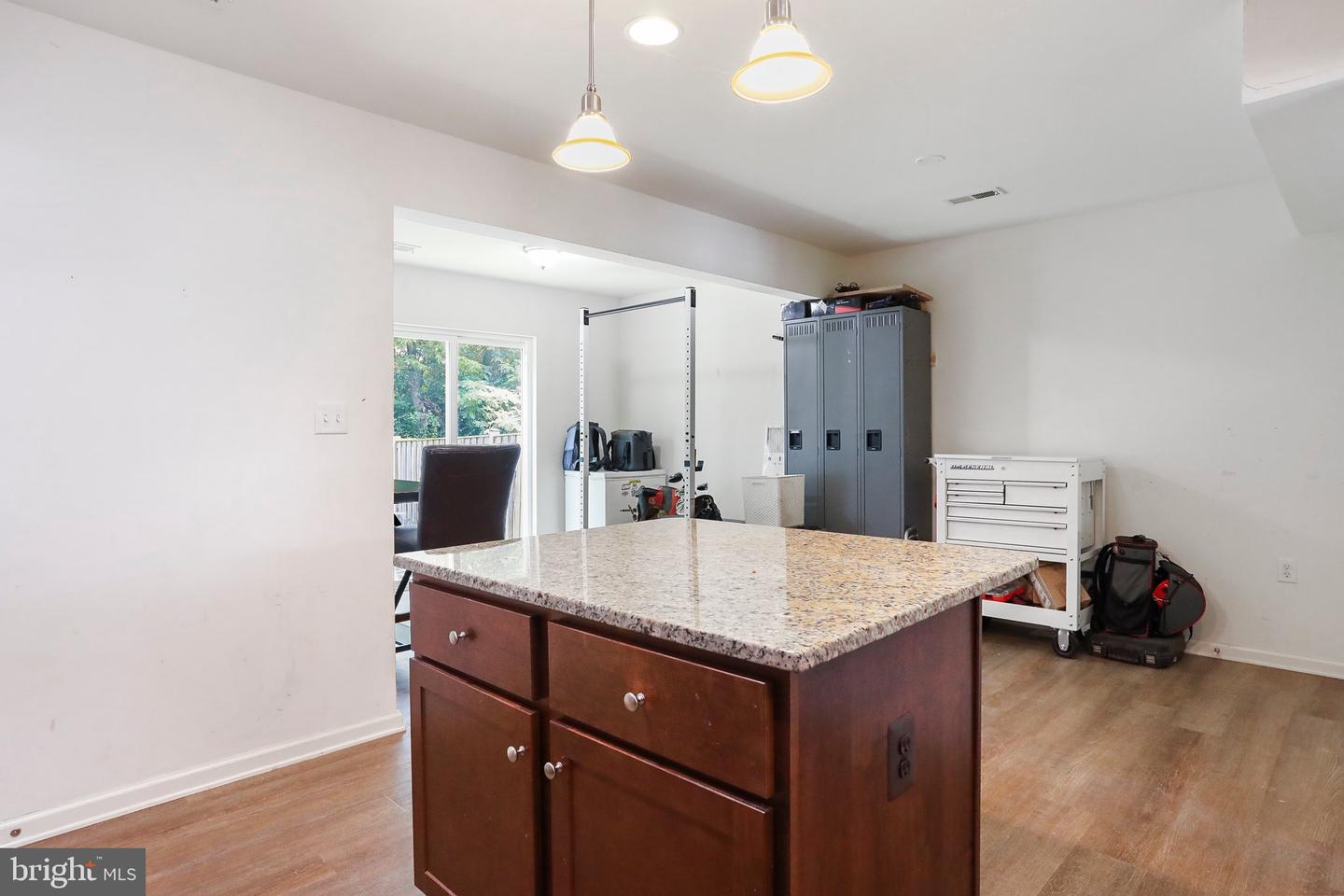 13 Darien Dr