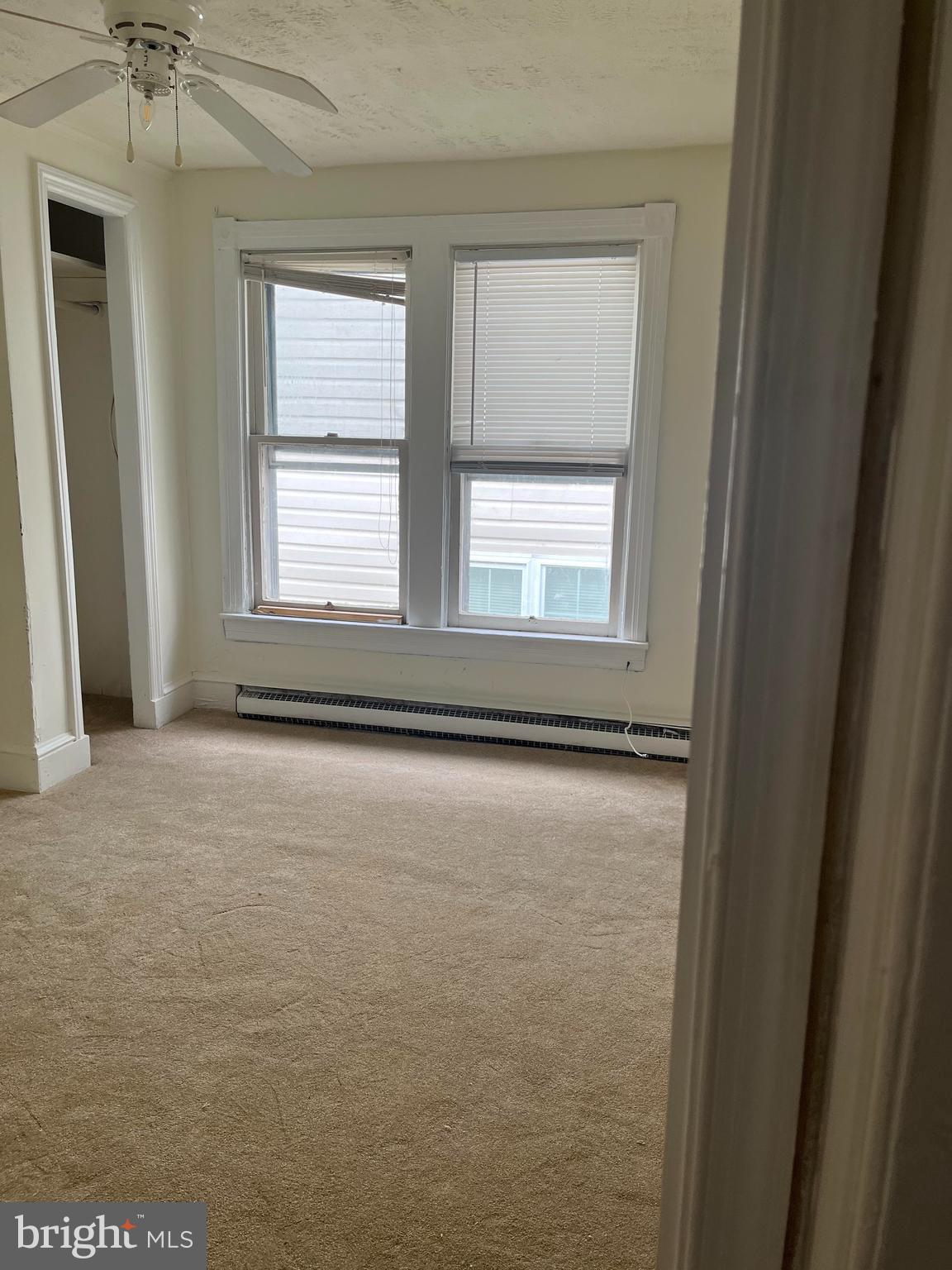 127 E South