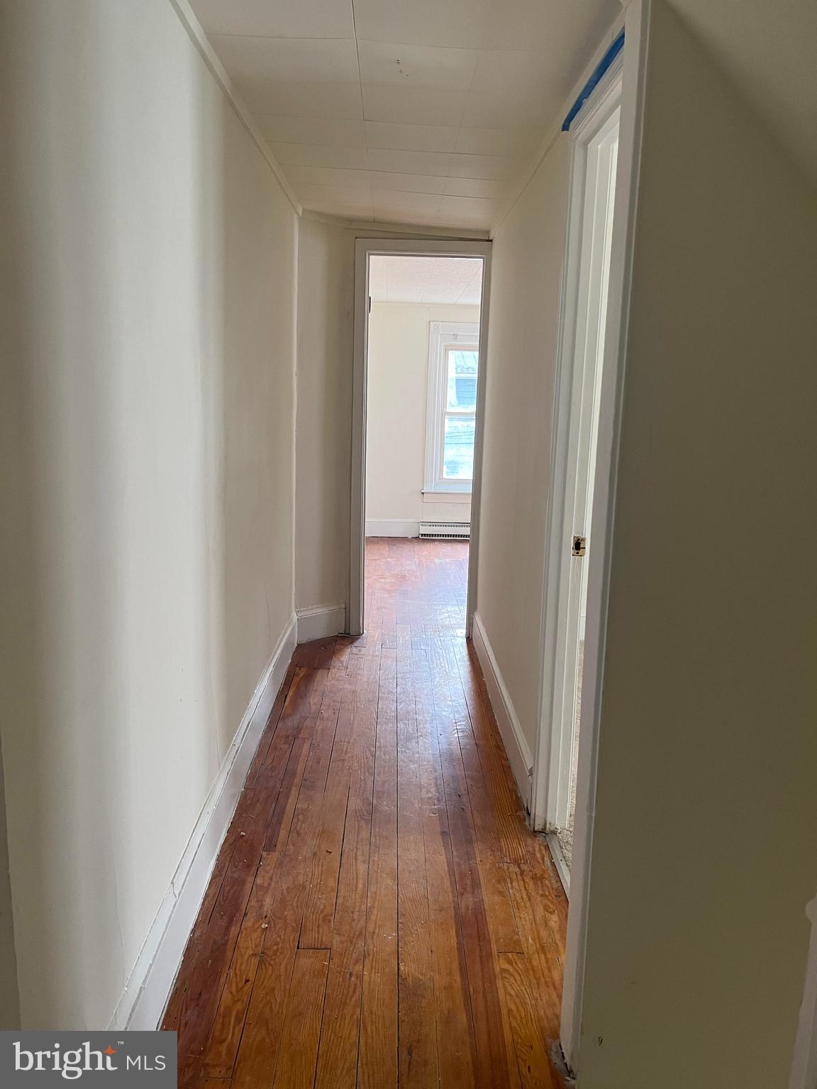 127 E South