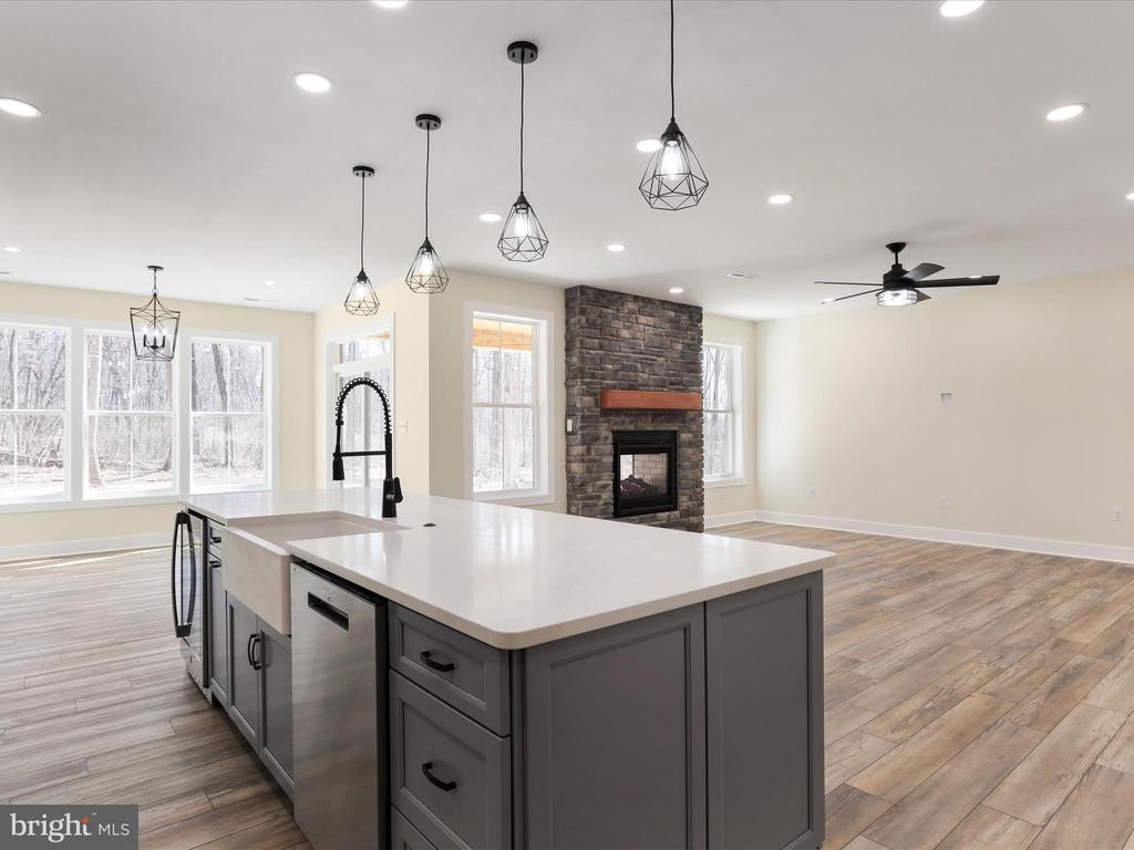98 Sharpsburg Ct