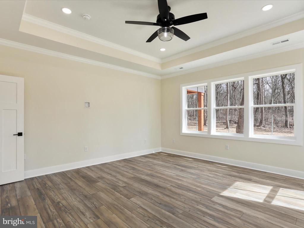 98 Sharpsburg Ct