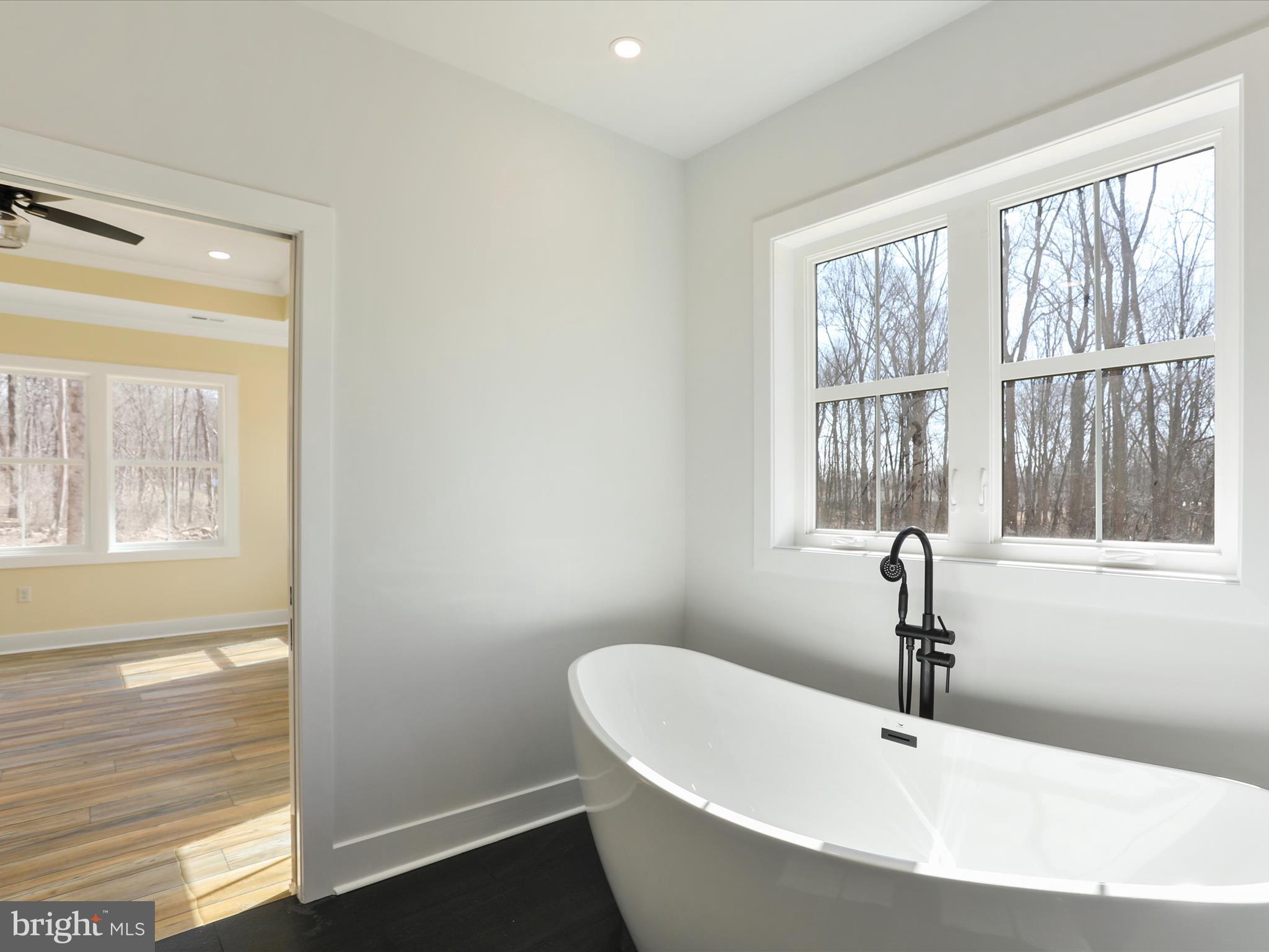 98 Sharpsburg Ct