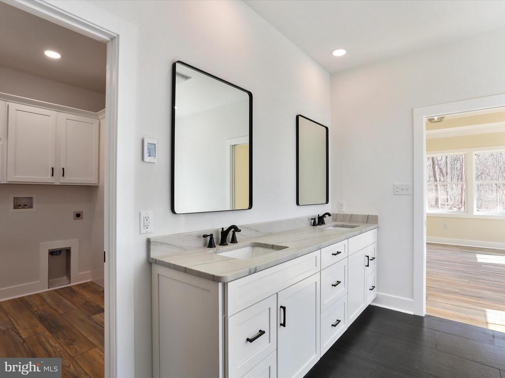 98 Sharpsburg Ct