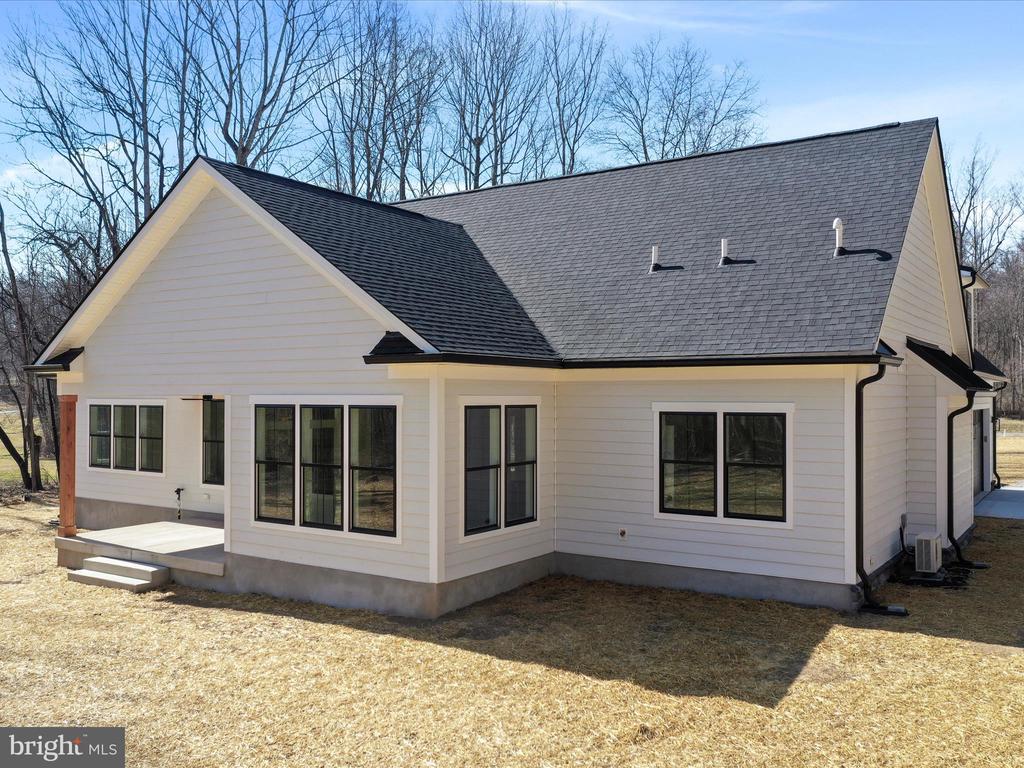 98 Sharpsburg Ct