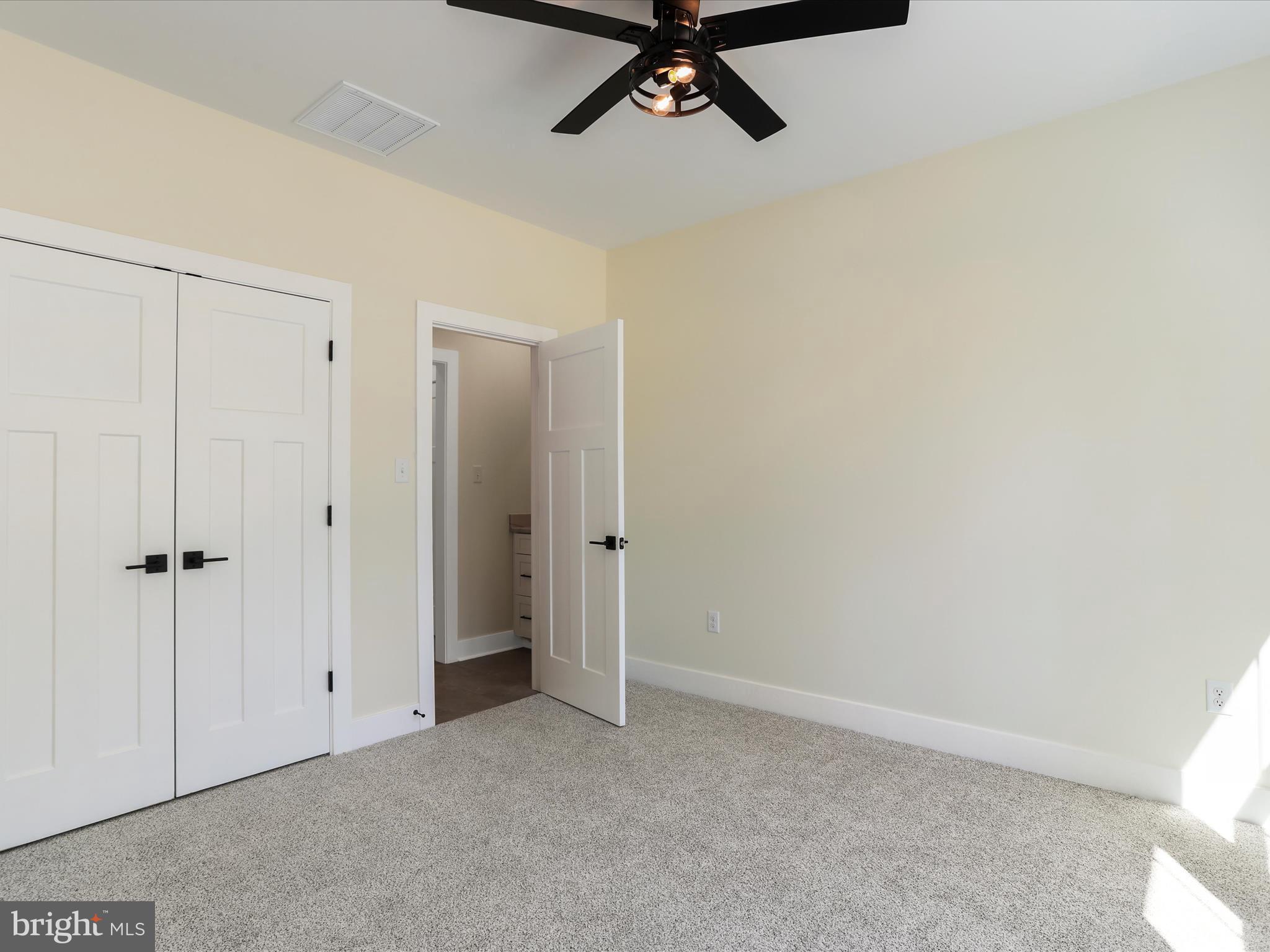 98 Sharpsburg Ct