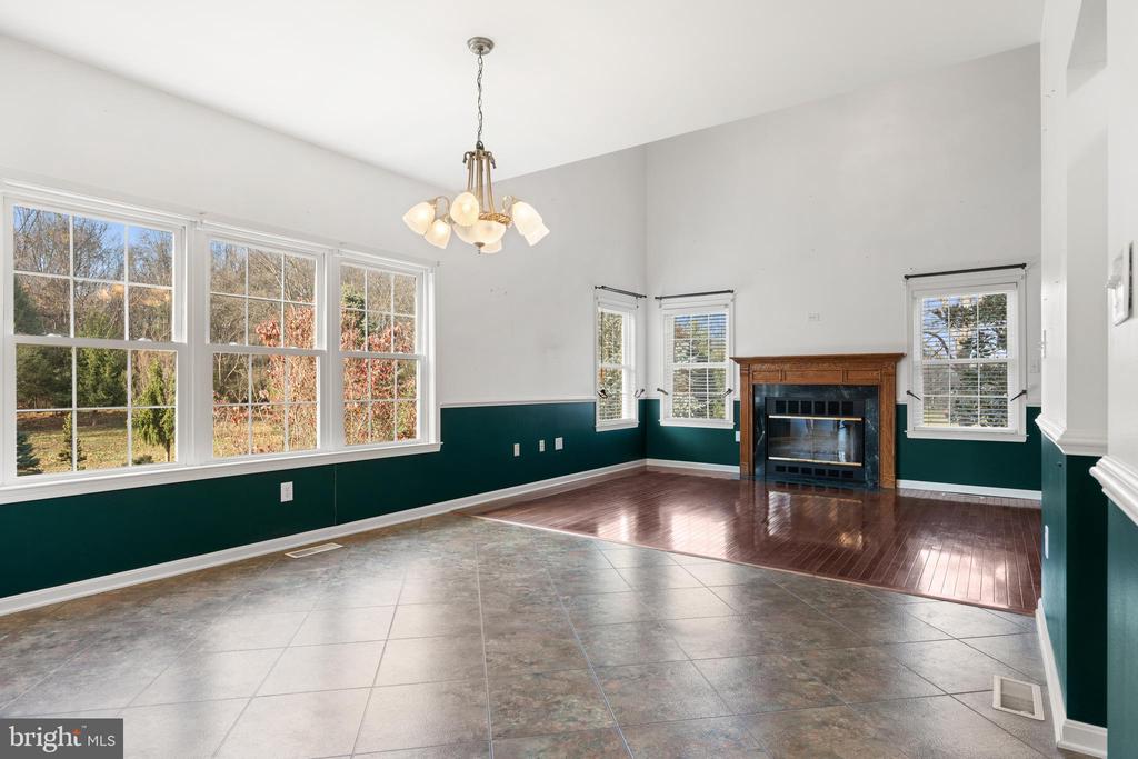 238 BEAUTIFUL COURT