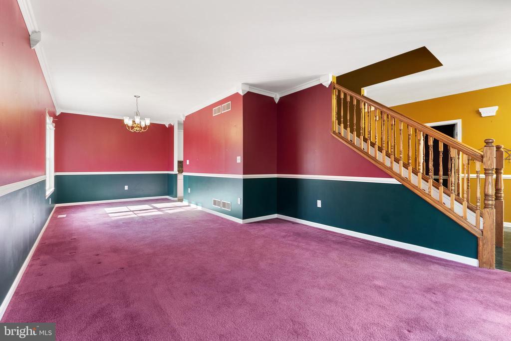 238 BEAUTIFUL COURT