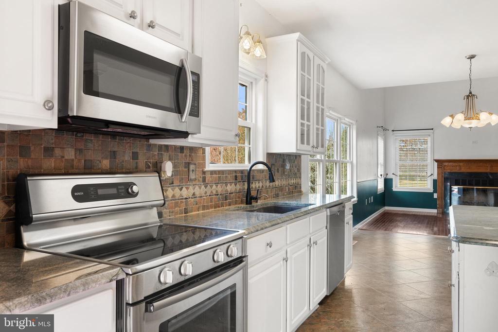 238 BEAUTIFUL COURT