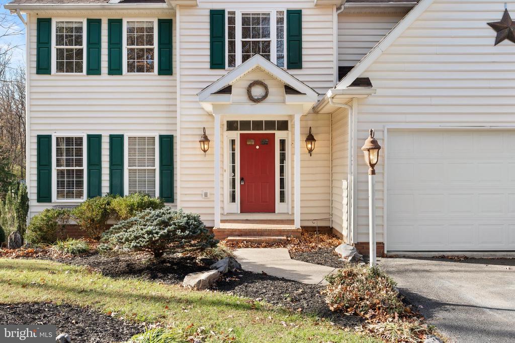 238 BEAUTIFUL COURT