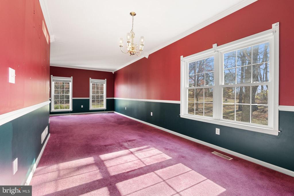 238 BEAUTIFUL COURT