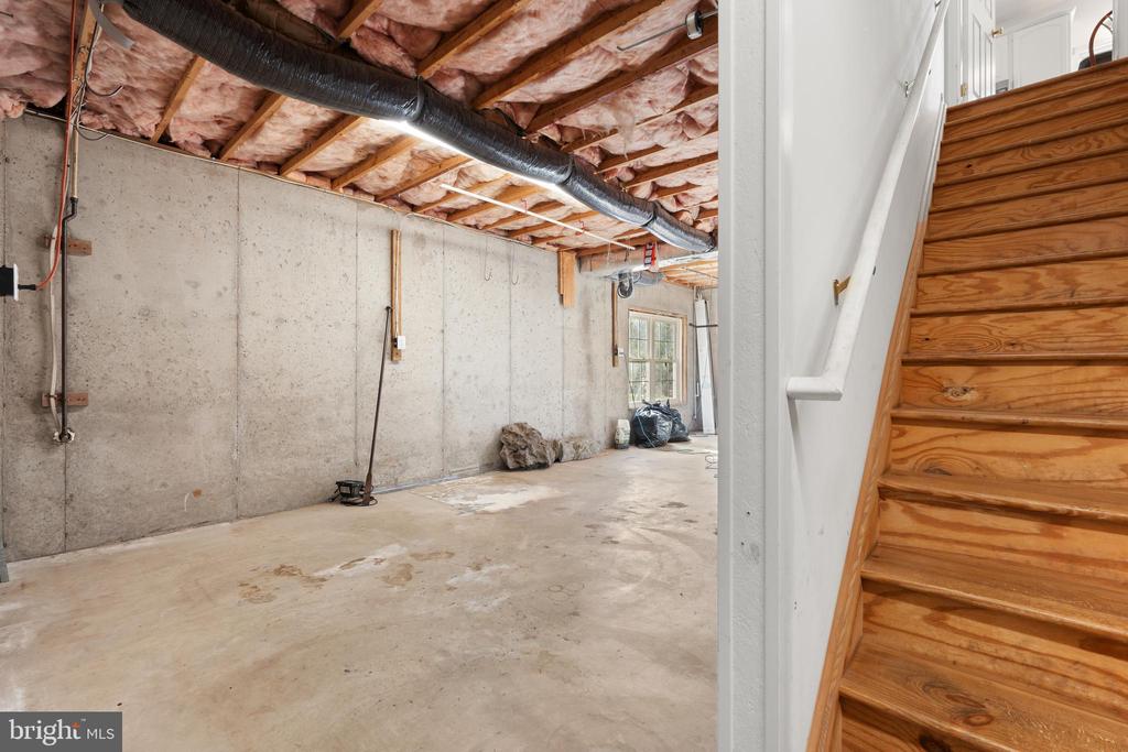 238 BEAUTIFUL COURT